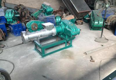 塑料子母造粒機(jī)塑料造粒機(jī)薄膜造粒機(jī)塑料排煙機(jī)喂料機(jī)圖片_高清圖_細(xì)節(jié)圖-恒大塑料機(jī)械廠(chǎng) -